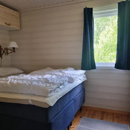 Feriehus 6 Person In Lindesnes